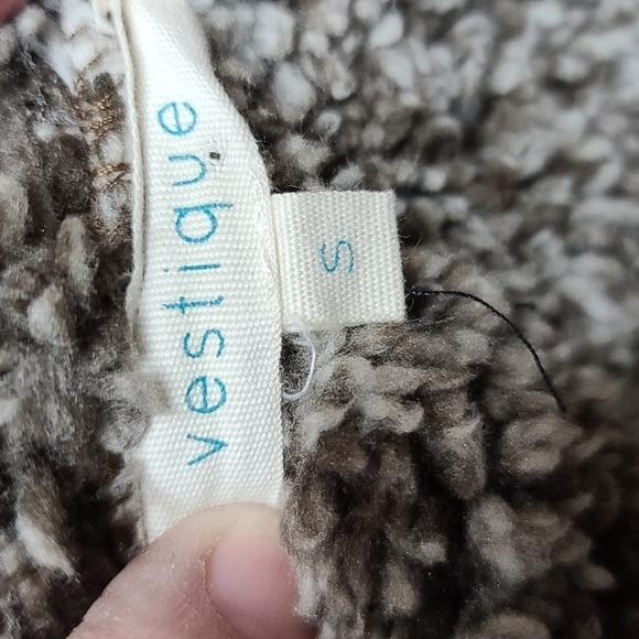 Vestique Women's Plush Pile Vest Gray/Brown Pockets Wide Angular Collar … - Picture 6 of 8